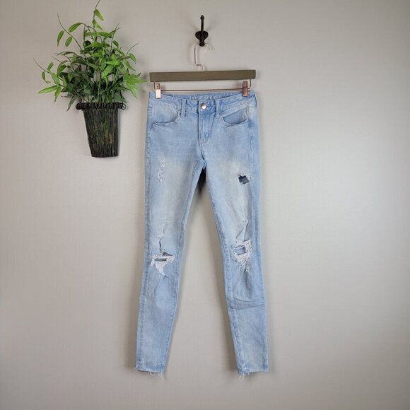 AE 4 Jegging Mid Rise Light Wash Distressed Skinny Stretch Jeans American Eagle - Picture 1 of 15